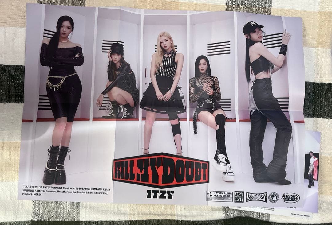 ITZY トレカまとめ売り - メルカリ