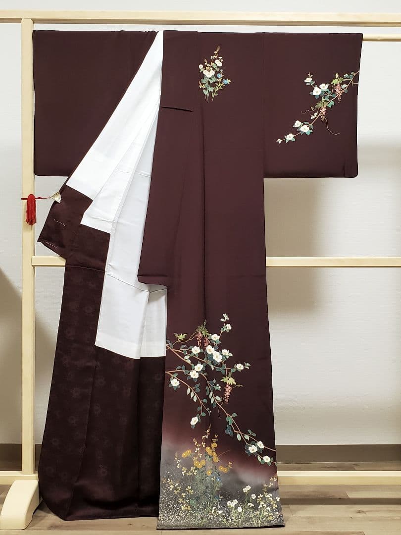 京友禅 椿と藤の花模様 染め 金彩 縮緬 黒鳶色 袷 正絹 訪問着 着物の