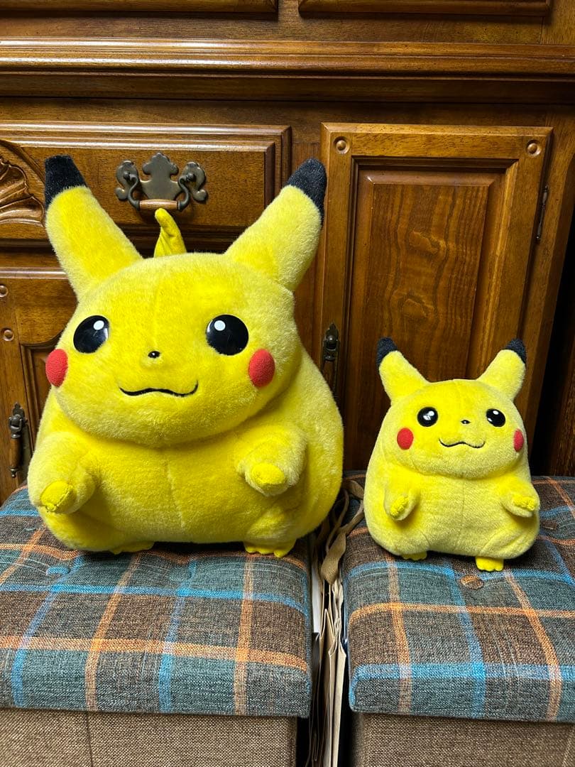 ピカチュウ ぬいぐるみ 等身大 初期 TOMY - メルカリ