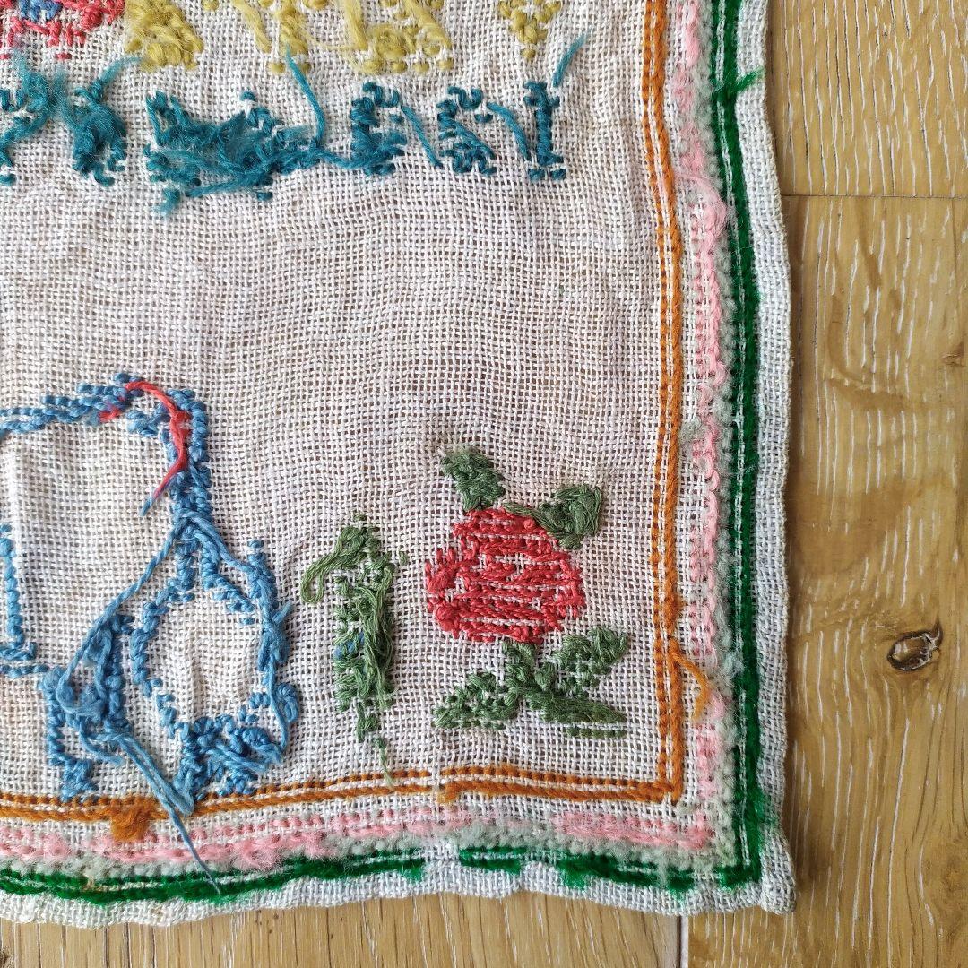 刺繍 サンプラー フランス アンティーク アルファベット - メルカリ