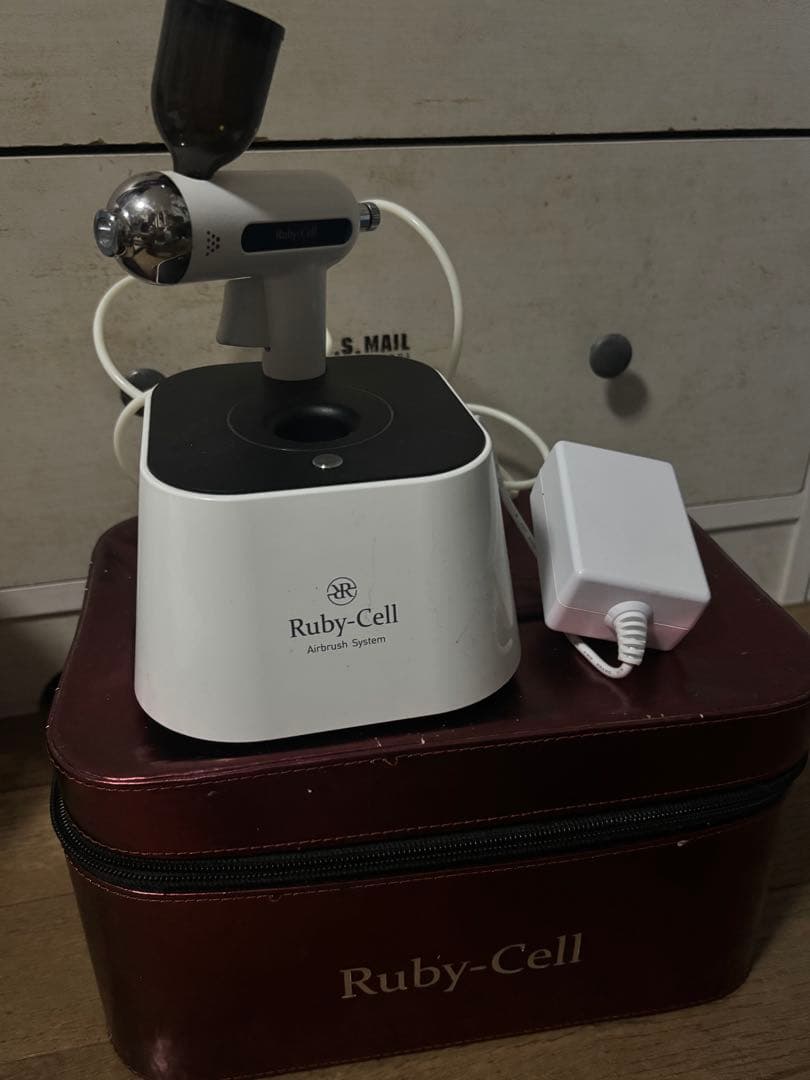 中古Ruby-Cell エアロスプレイヤー 専用ケース付き BASIO4専用 カーボン手帳型ケース スマホルーペ付き | 株式会社エアー