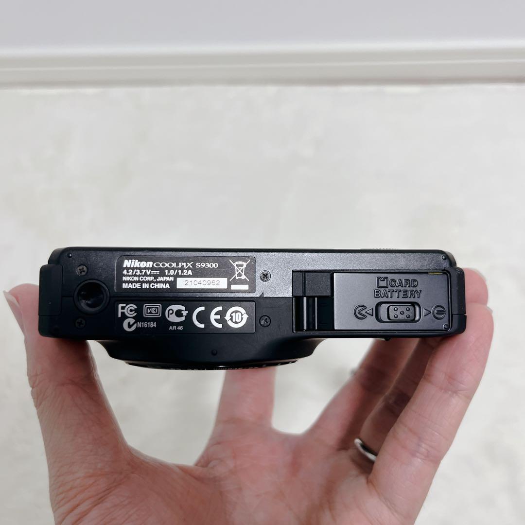 美品 Nikon COOLPIX S9300 コンデジ 付属品完備＋専用ケース付