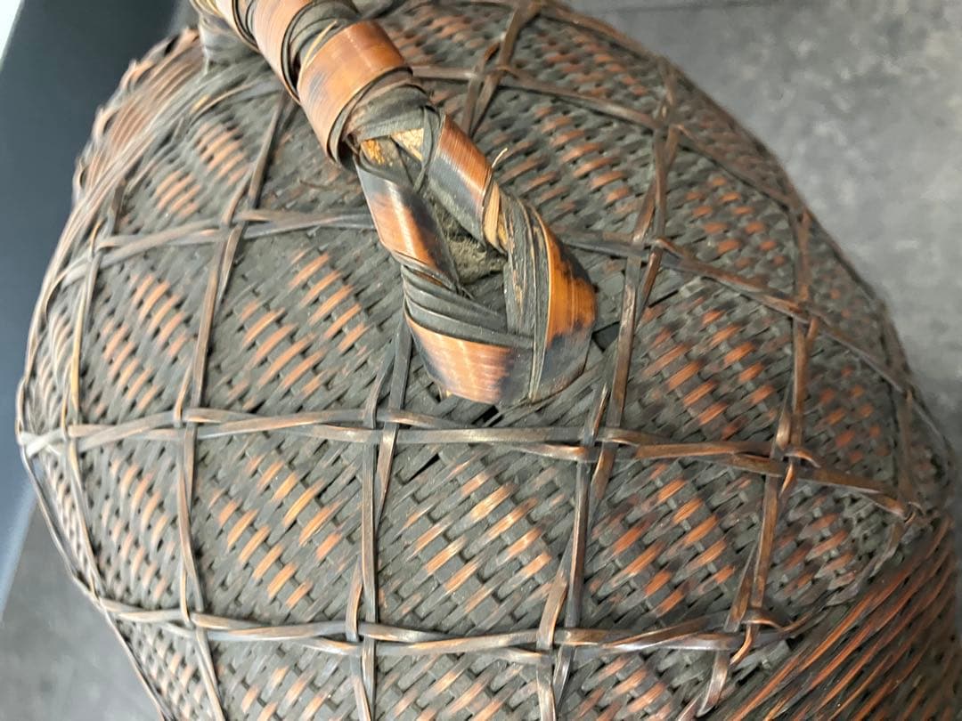 値下げ！古美術 生花 竹籠 花籠 唐物 花器 三足 古道具 籐