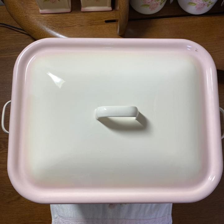 ⭐︎希少⭐︎ イマン ダイアナローズ ボックス缶 ビート入り - メルカリ