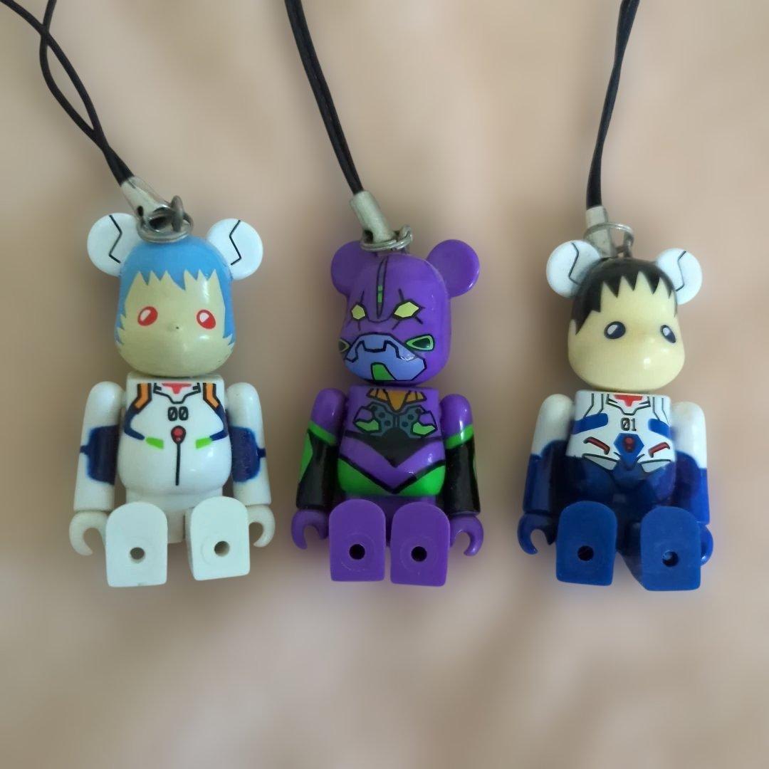 エヴァンゲリオン ストラップ付きフィギュア 3体セット - メルカリ