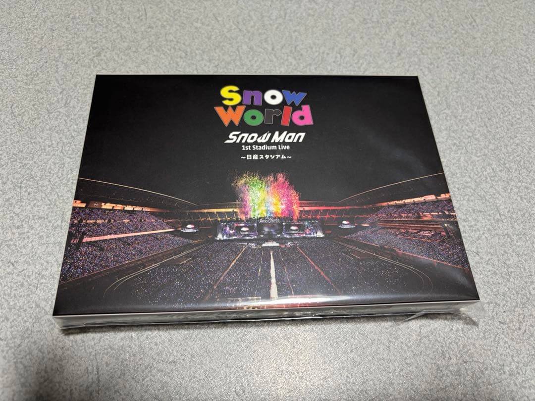  World 1st Stadium Live〜日産スタジアム〜 Amazon.co.jp: 【Blu-ray盤】 SnowMan 1st Stadium Live Snow World