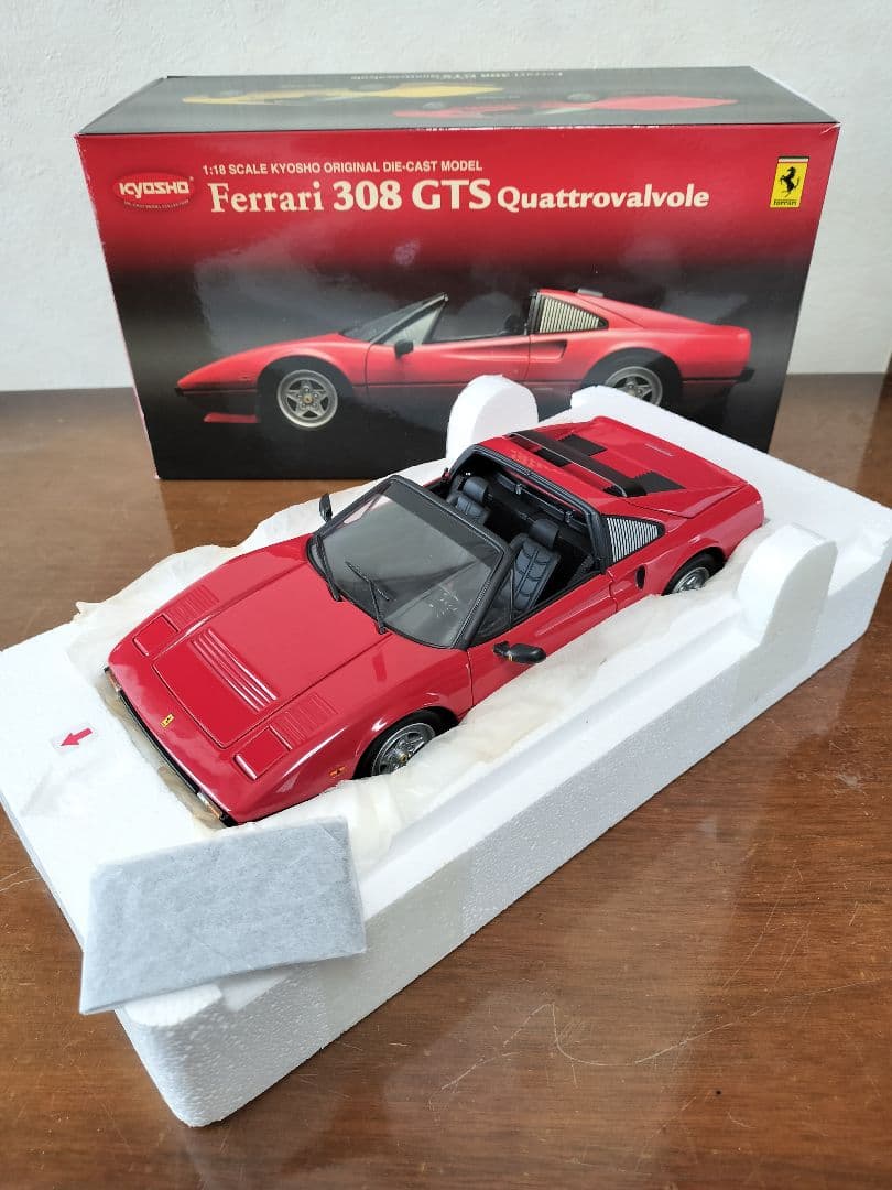 京商1/18フェラーリ308GTSクアトロバルボーレ【RED】 京商 ミニカー | GT SPIRIT 1/18 フェラーリ 308 GTS QV (レッド) [No