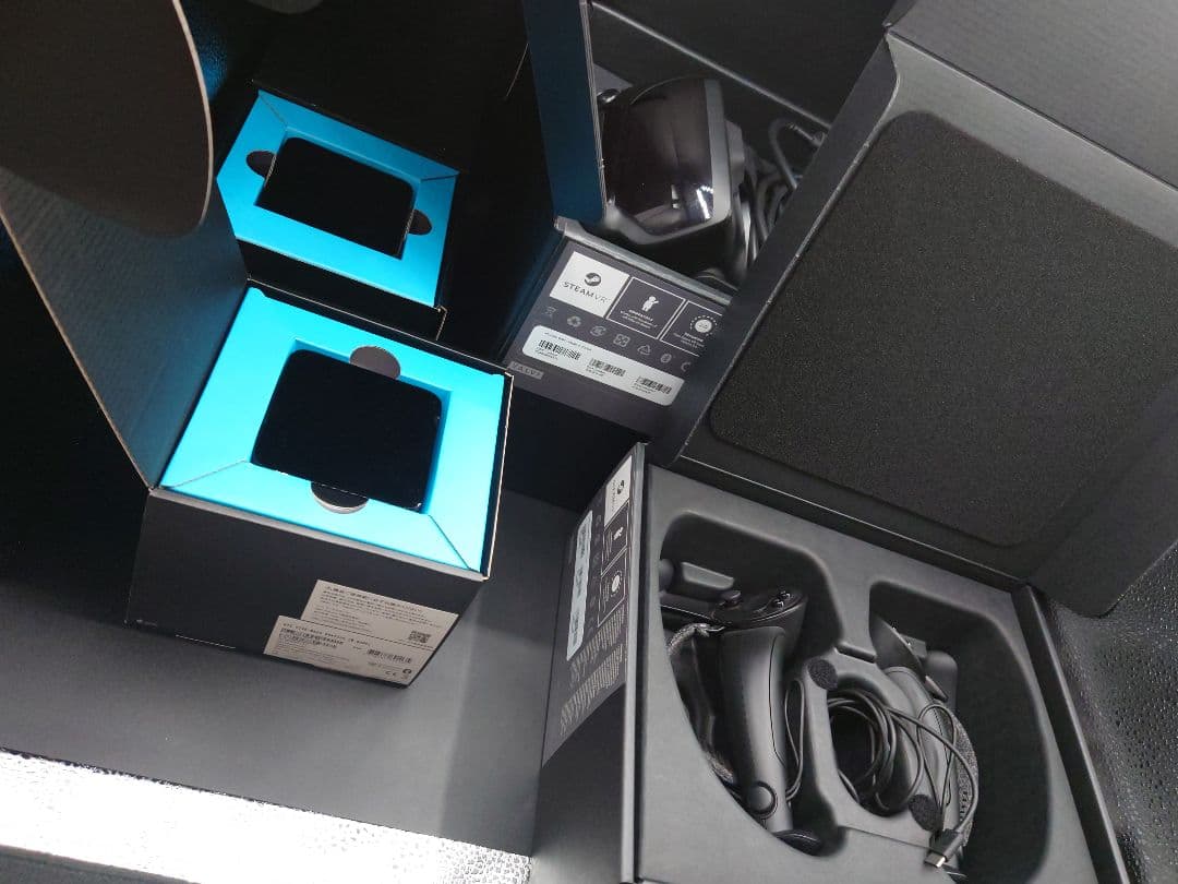 alve Index VR/ヘッドセット/コントローラー/ベース Amazon.co.jp: Valve Index Knuckles フル VR キット ヘッドセット