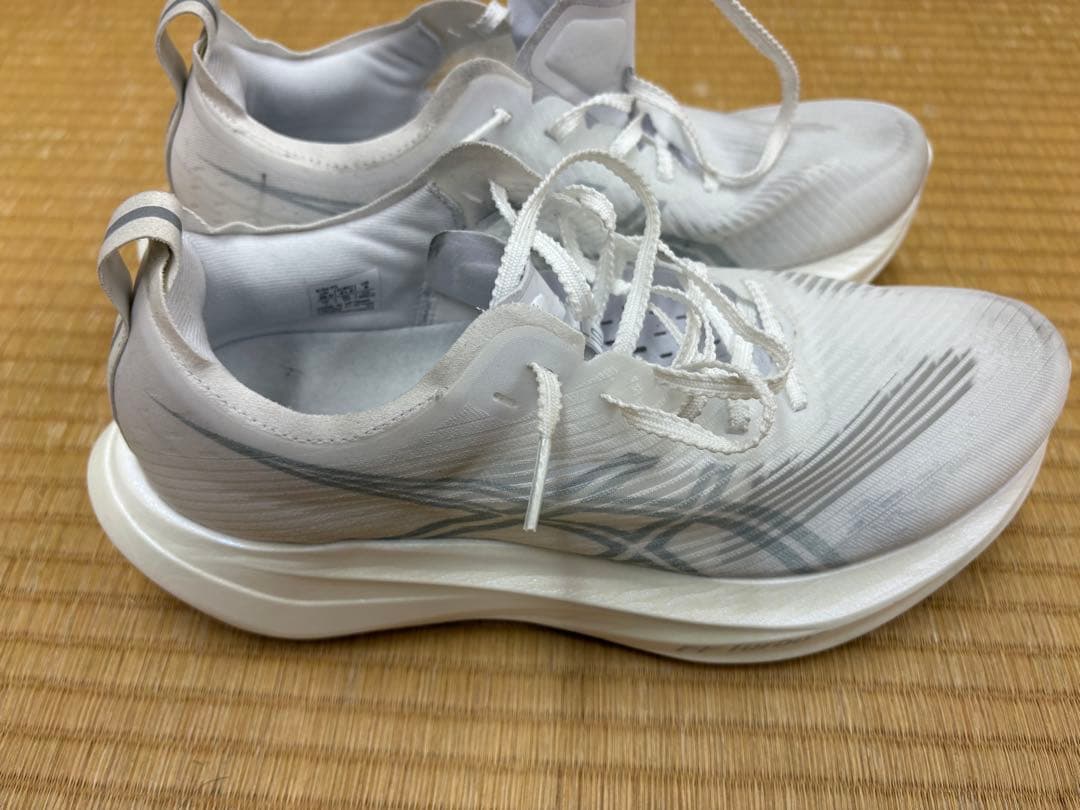 アシックスメガブラスト ASICSメガブラスト(MEGABLAST)徹底レビュー：2025年最新モデルの特徴と