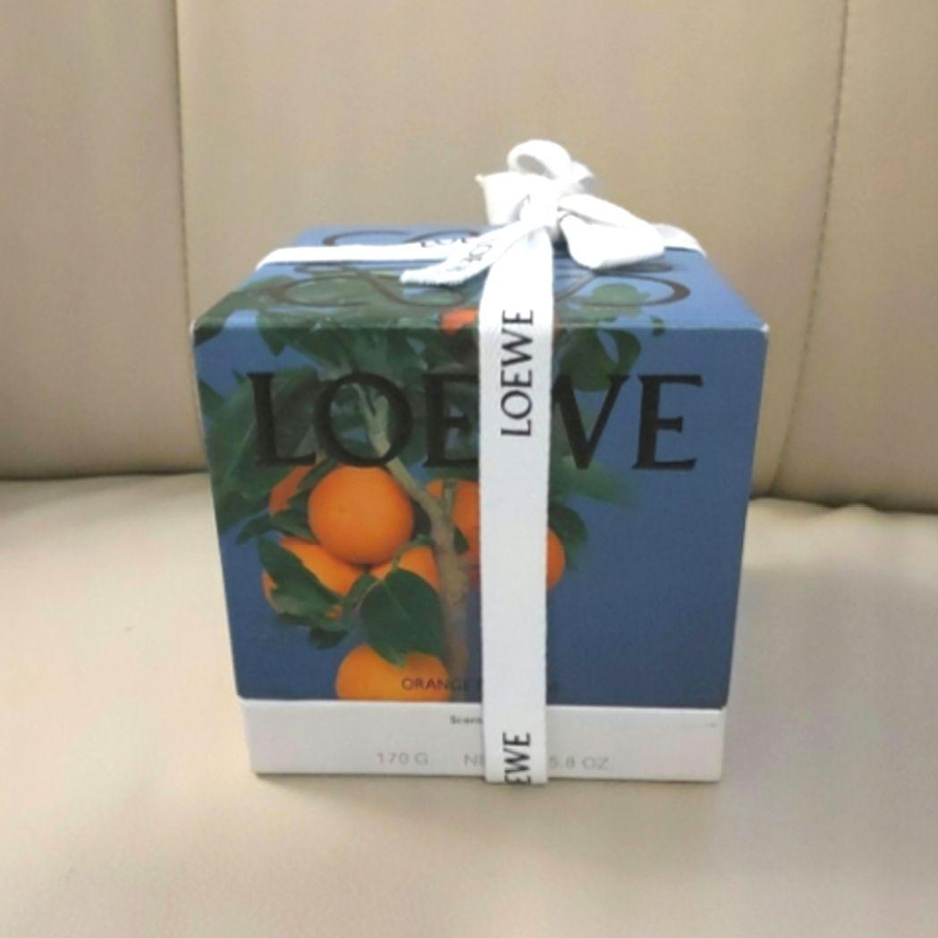 LOEWE アロマキャンドル 170g オレンジデザイン - メルカリ