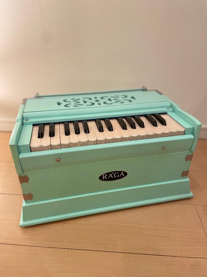 調律済み】 Raga ハーモニウム｜キールタン・ヨガ用｜ケース付