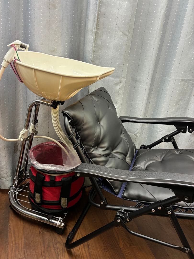 移動.携帯式シャンプー台 ニュー楽シャン君と新型訪問チェアー - メルカリ