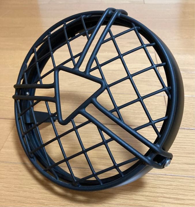 トライアンフ純正 ヘッドライトベゼル＆グリル ストリートスクラン