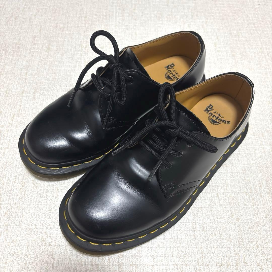ドクターマーチン 1461 3ホール ブラック 黒 UK4 23cm 楽天市場】ドクターマーチン 3ホール レディース メンズ Dr.Martens