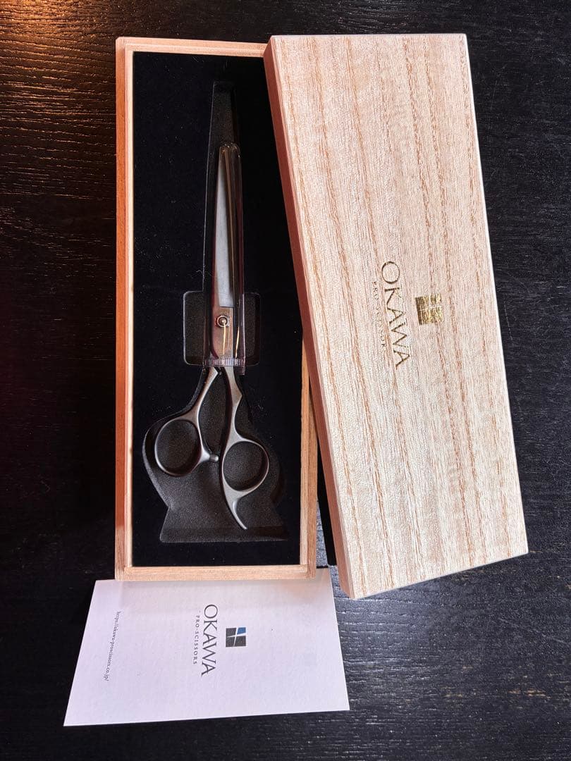 OKAMWA ステンレス シザー 木製ケース付き Malaga|マラガ 軽量 シザーケース｜美容ハサミなら飛燕シザー (hien
