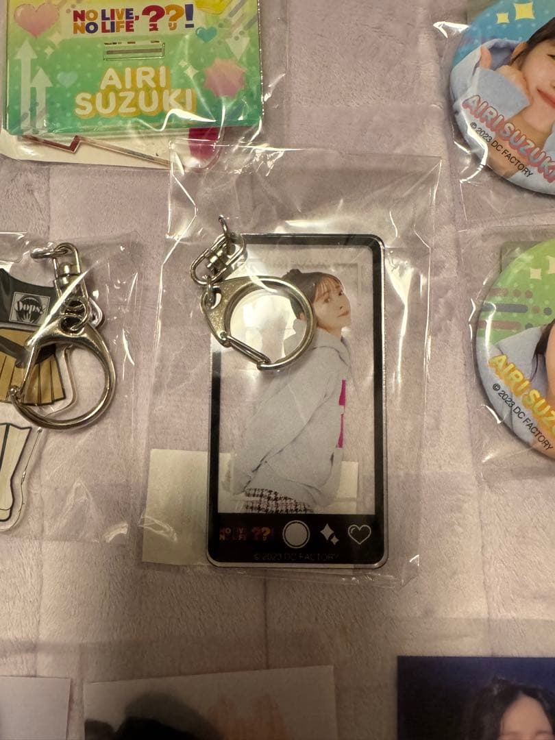 鈴木愛理 ラッフルくじ まとめ売り ビッグアクリルスタンド含む 24品