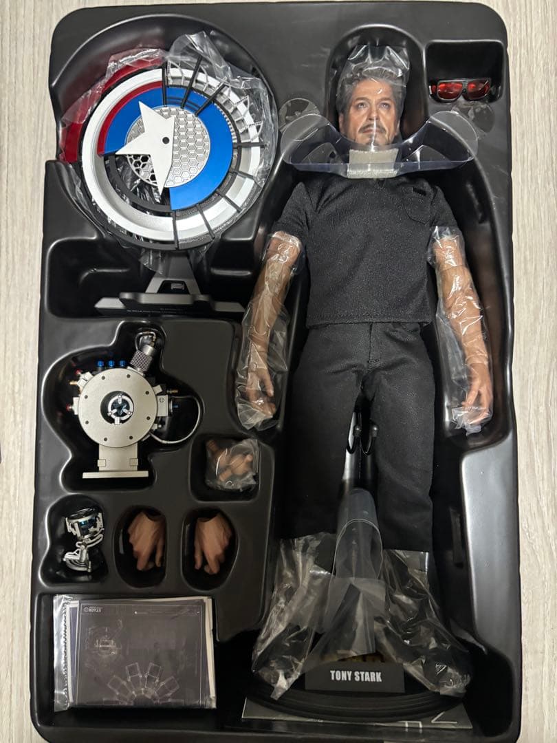 1/6 アイアンマン2 ホットトイズ トニー・スターク アークリアクター