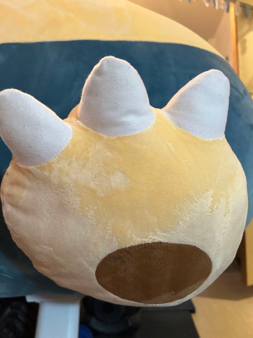 絶対に起きられないカビゴンクッション - メルカリ