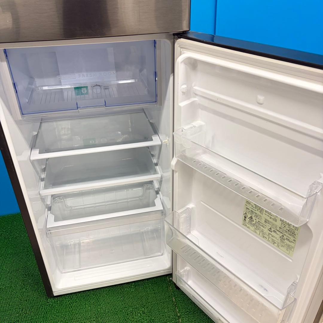 683 大きめサイズ 同棲向け 冷蔵庫 小型 大型 200L強 美品 半年保証付
