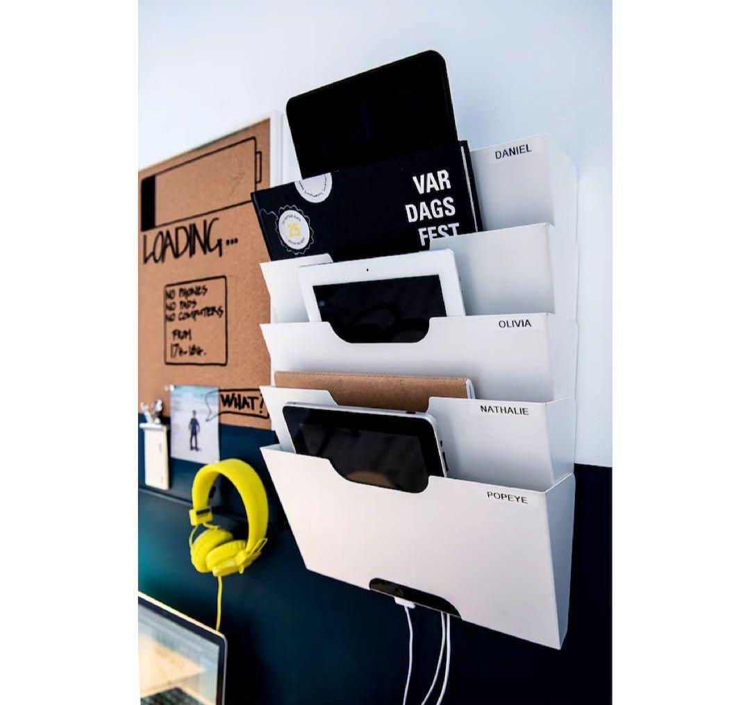 未使用品《IKEA》KVISSLE クヴィッスレ マガジンラック 廃盤品 白