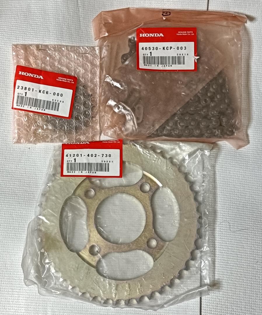 ホンダ 純正 フロントスプロケット リアスプロケット ドライブチェーン セット ホンダ（HONDA） ホンダ純正 チェーン スプロケット 3点セット GB350