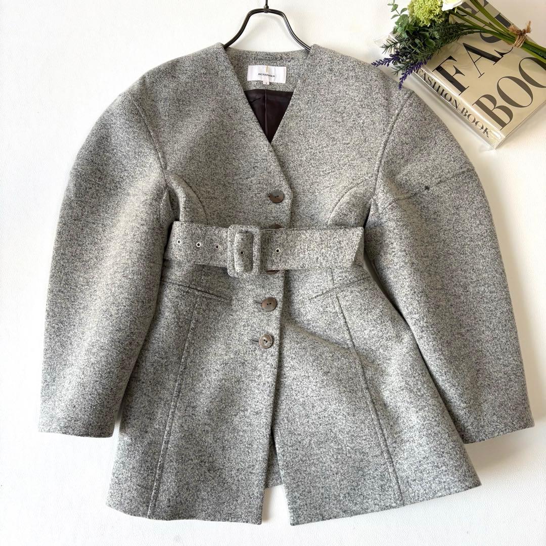 【極美品/2022AW】アキラナカ フローラベルテッド カラーレスコート ウール AKIRANAKA Flora belted collarless coat - メルカリ