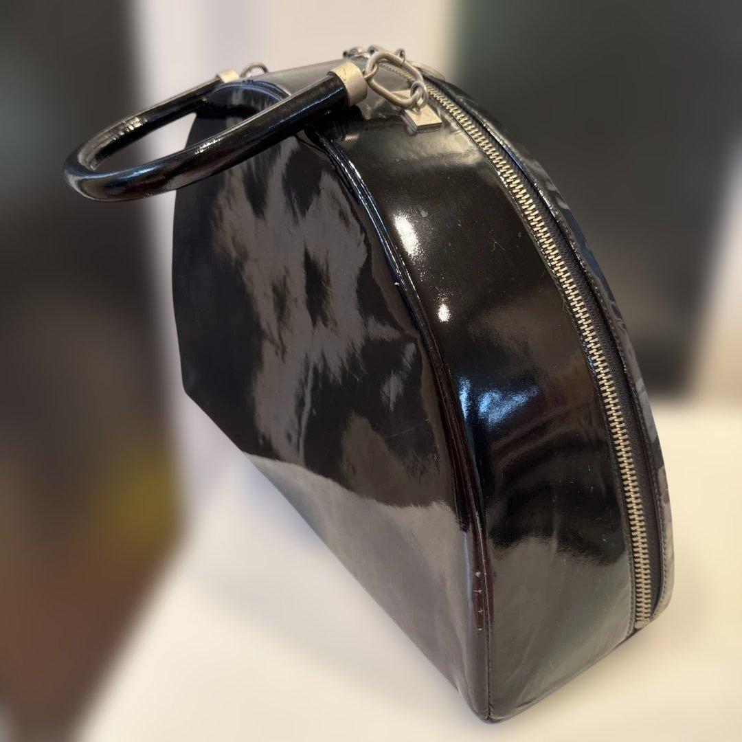 ティエリーミュグレーかまぼこ型ハンドバッグ/80年代ヴィンテージ