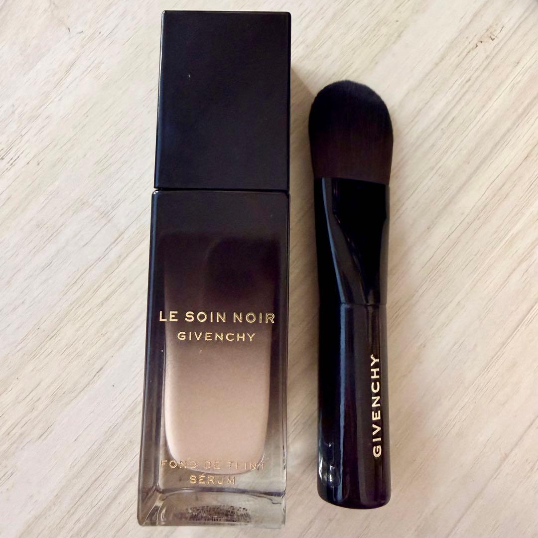 美品】ジバンシイ ソワンノワール セラム ファンデーション 10 - メルカリ