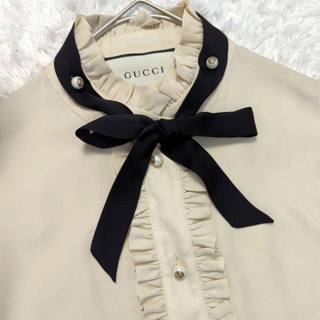 新品同様☆GUCCI☆GGパールボタン☆ボウタイ☆フリルブラウス☆ - メルカリ