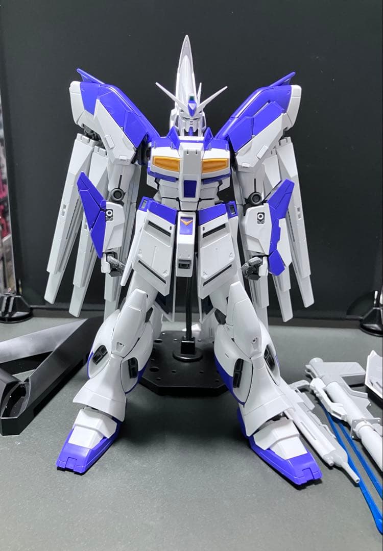 MG 1/100 Hi-νガンダム Ver ka 組立済み完成品 ジャンク - メルカリ