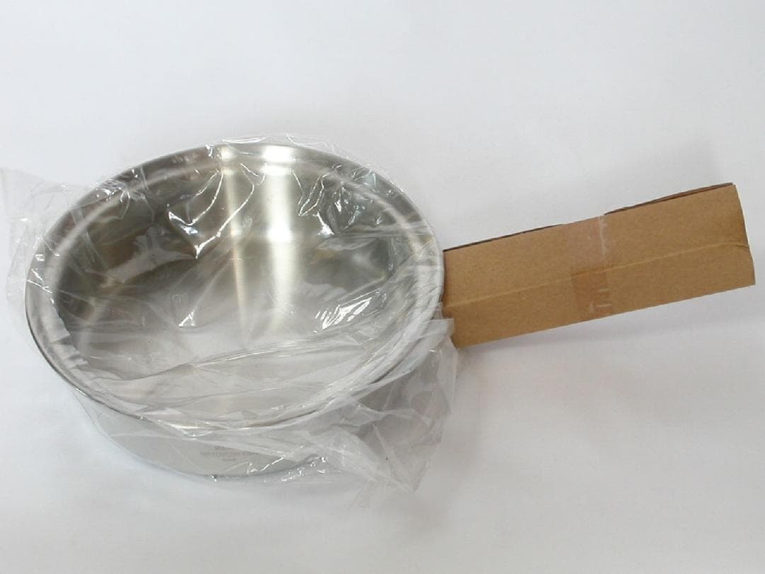 アムウェイ 中フライパン 現行未使用品 2008製 料理本とスクラブバッズ