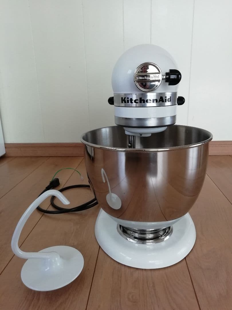キッチンエイド　9 KSM160FGA 白　フードグラインダ付 Amazon.co.jp: 【国内正規輸入品】キッチンエイド Kitchen Aid