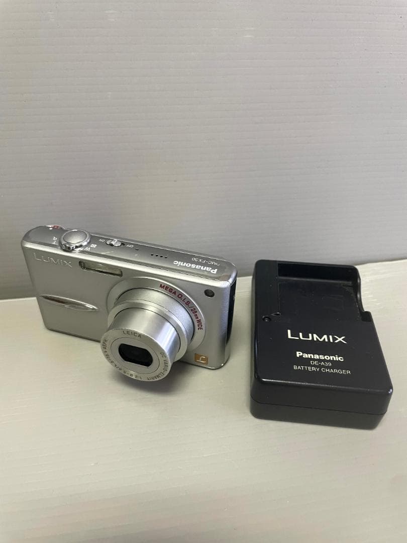 【Panasonic LUMIX DMC-FX30 シルバー】 Amazon | パナソニック デジタルカメラ LUMIX (ルミックス) DMC-FX30