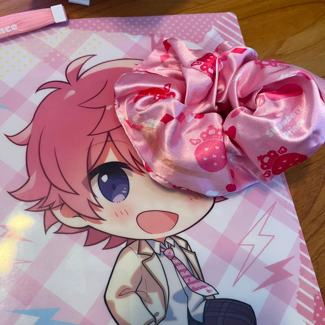 すとぷり さとみ グッズ まとめ売り - メルカリ