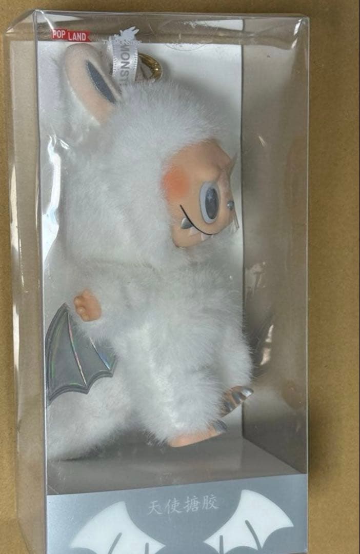 海外限定】ZIMOMO LABUBUふわふわ ホワイトエンジェル ジモモラブブ