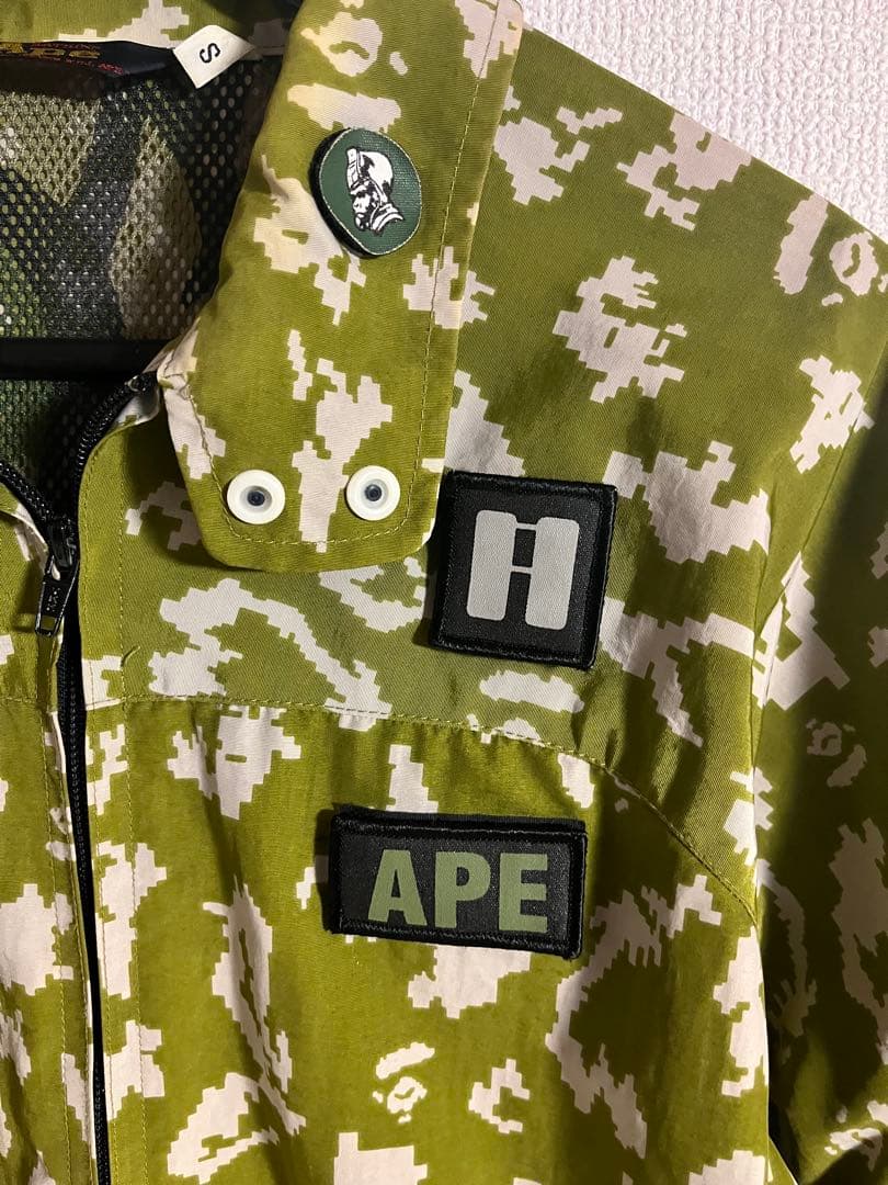 APE 迷彩柄 ナイロンジャケット Sサイズ A BATHING APE（ナイロンジャケット）のフリマアイテム一覧
