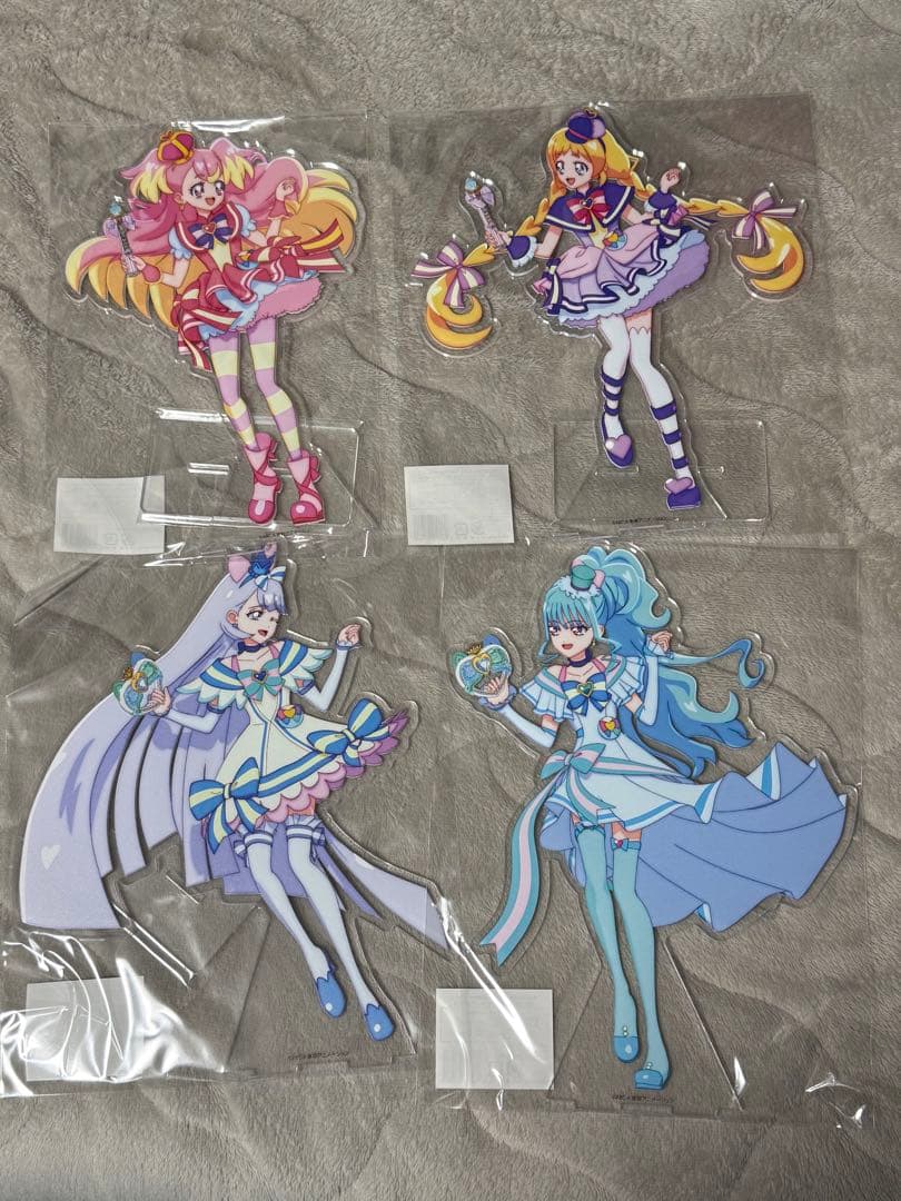 わんだふるぷりきゅあ！ しあわせえぼりゅ～しょん BIGアクリル