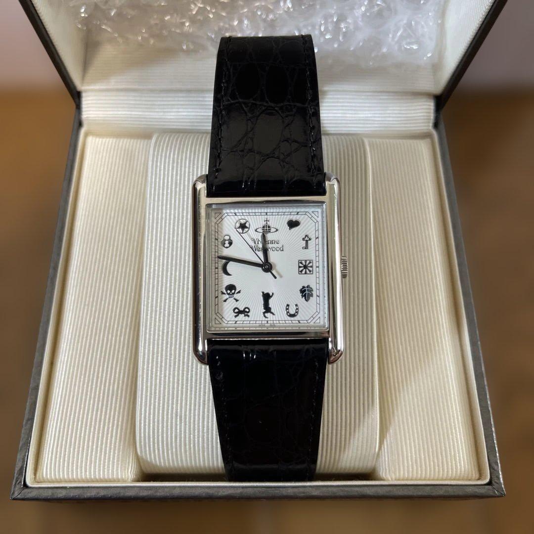 Vivienne Westwood 腕時計 VW10D8-09 - メルカリ