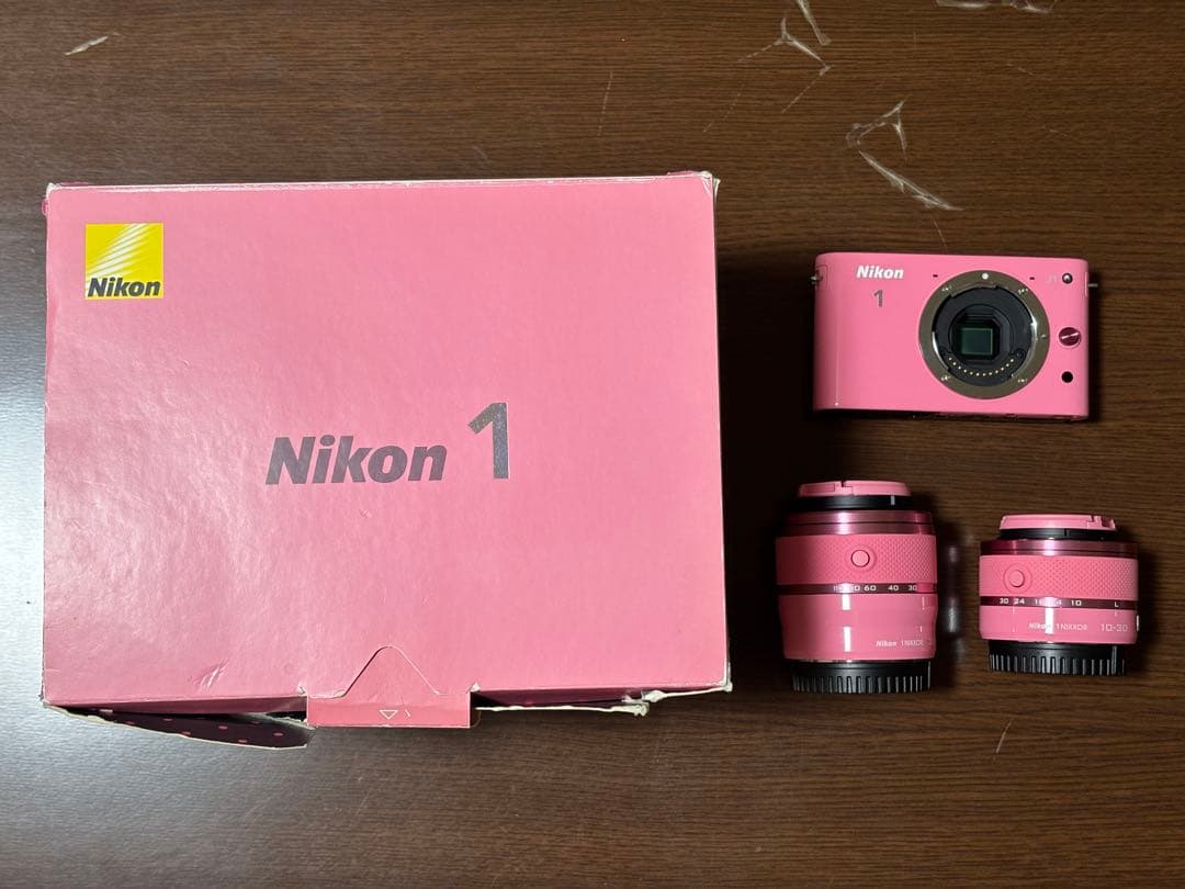 Nikon 1 J1 ダブルズーム ピンクスペシャルキット レンズ2本絞り故障 ニコン、「Nikon 1 J1」の標準ズームキットにピンクを追加 - 価格.com
