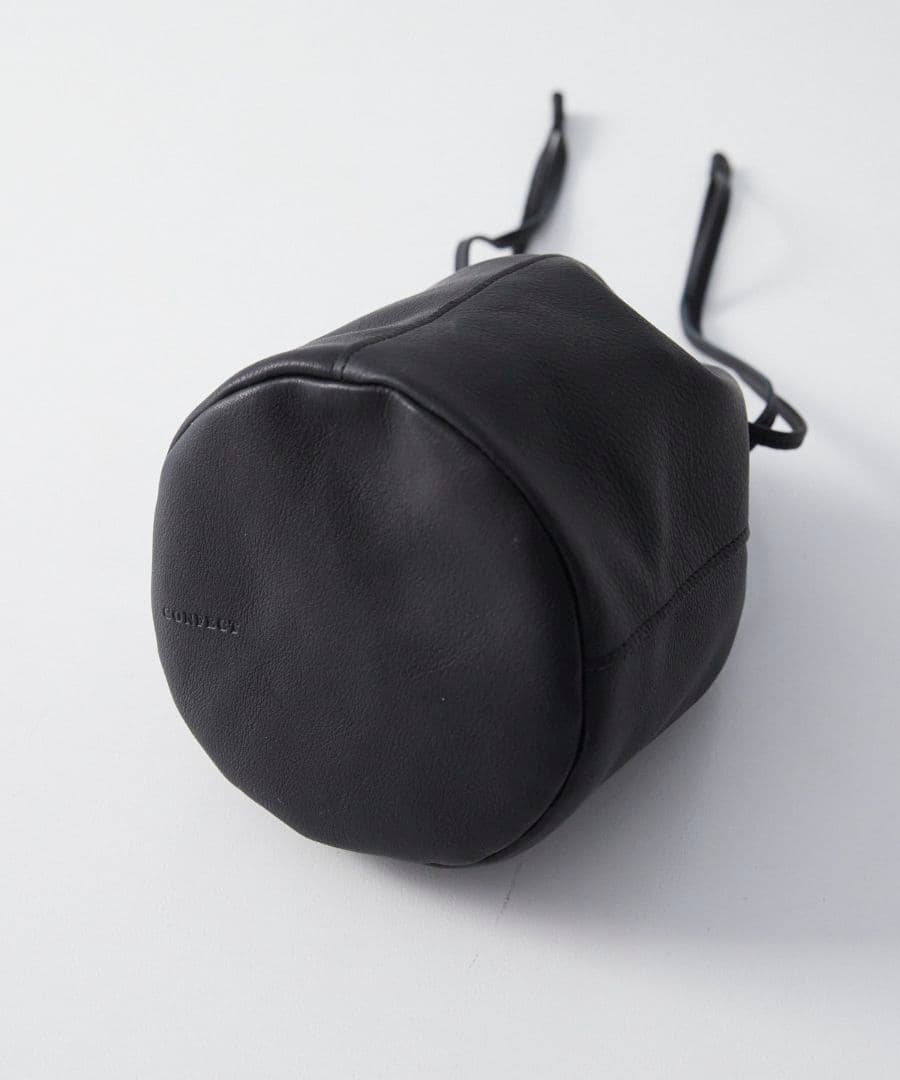 CONFECT バレンシアレザー巾着バッグ - メルカリ