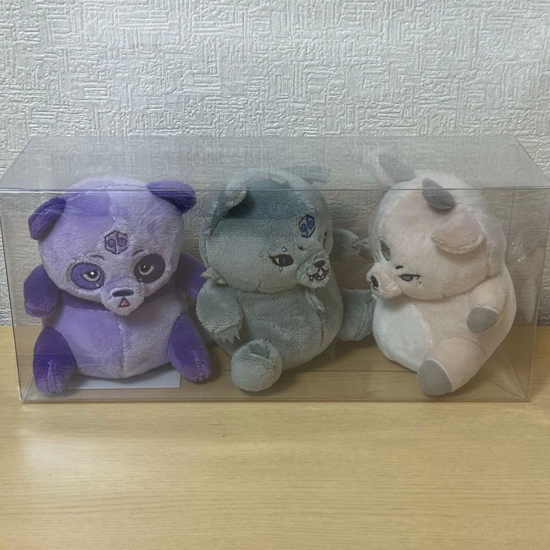 女王蜂 qb BEAST ぬいぐるみ セット - メルカリ