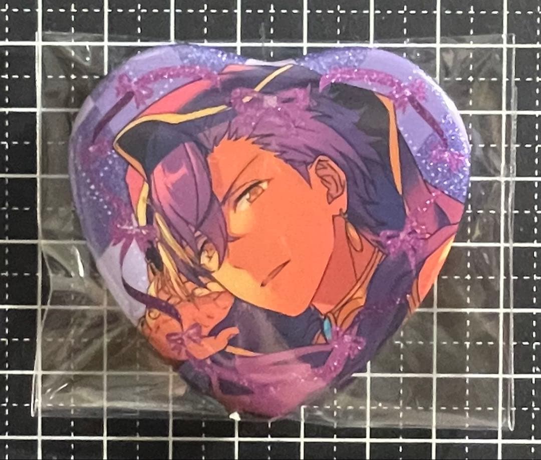 あんスタ ラメキラハート缶バッジ 乙狩 アドニス - メルカリ