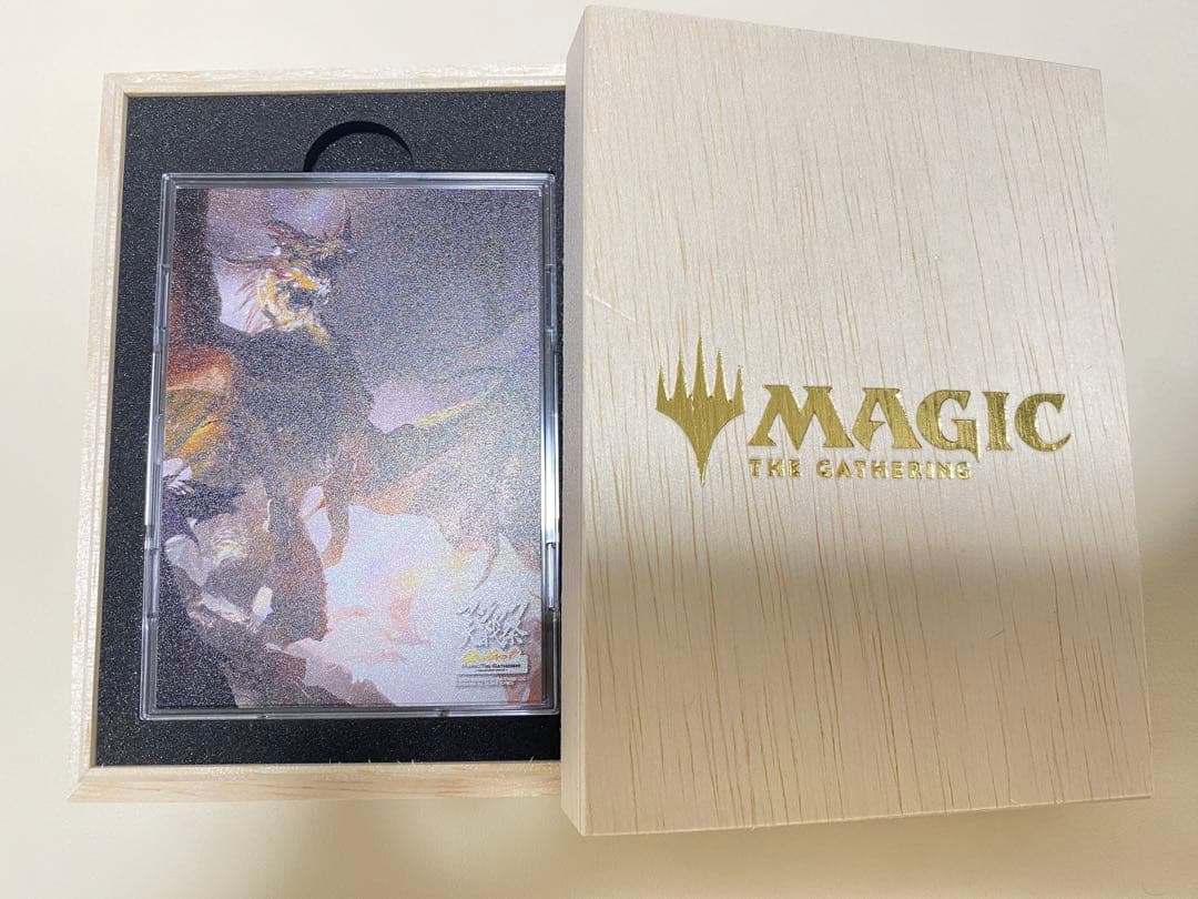 mtg 超稀少 大戦祭限定 桐箱付 フルプロテクトスリーブ 始祖ドラゴン