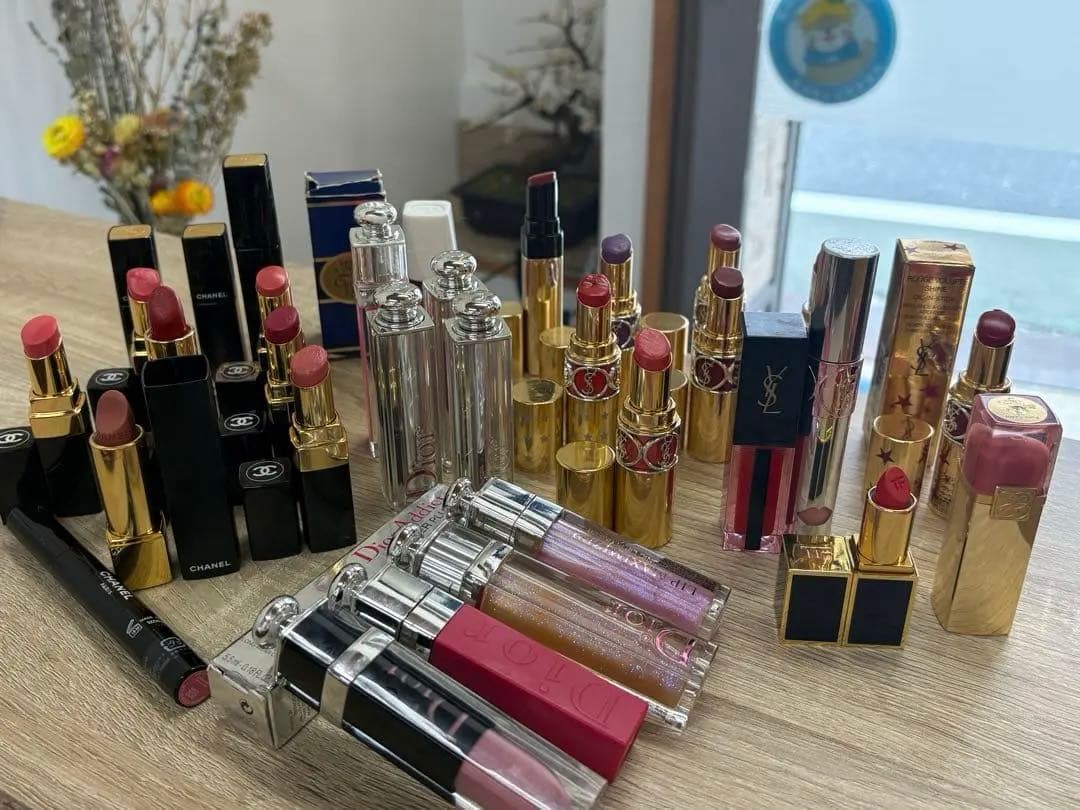 シャネル　ディオール　YSL デコパス　リップ　リップグロス　まとめ大量 CHANEL・Dior・YVES SAINT LAURENT BEAUTE・M・A・Cの口紅を使った