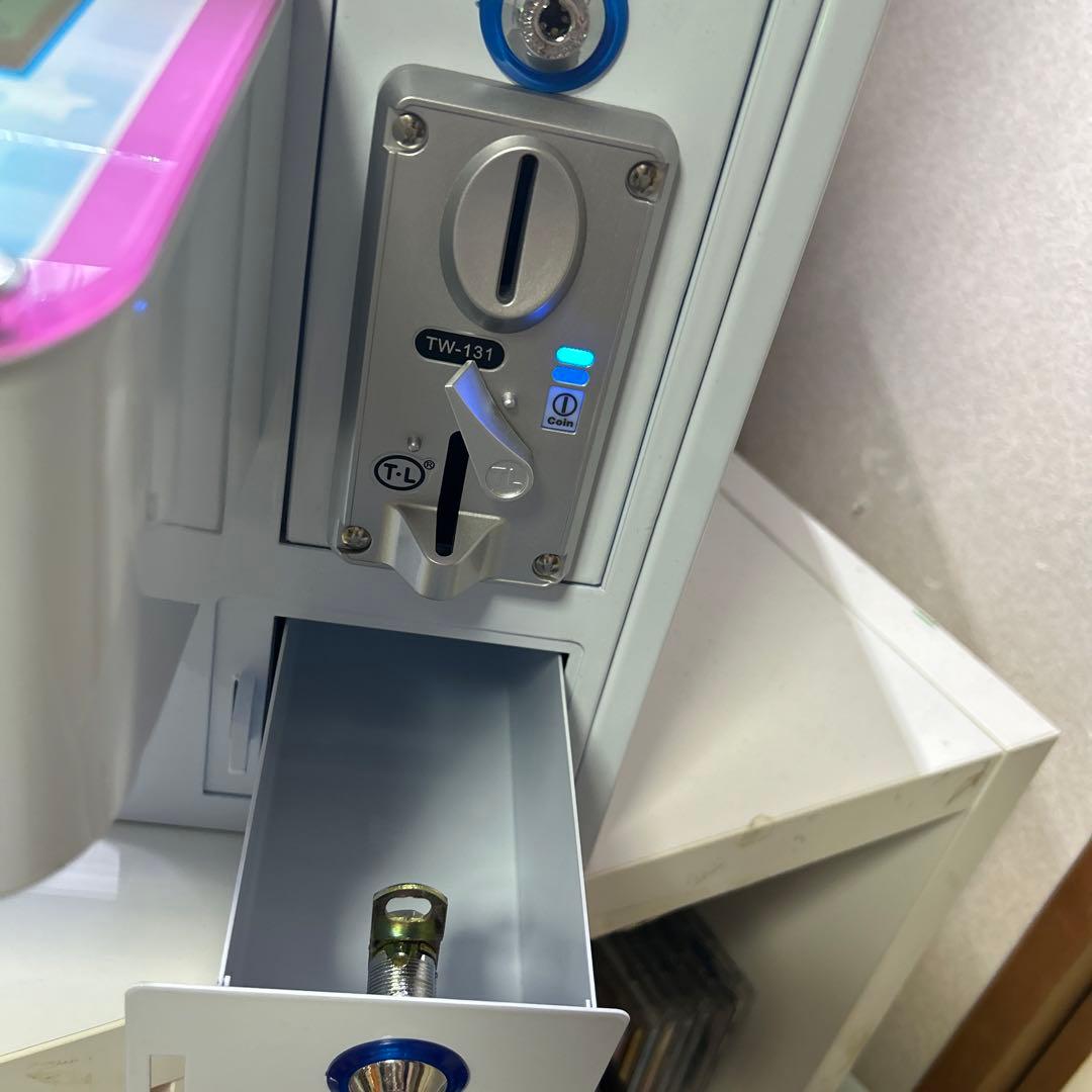 気まぐれ限定値下げ ガチャゲッツ30 ホワイト eモンズ - メルカリ