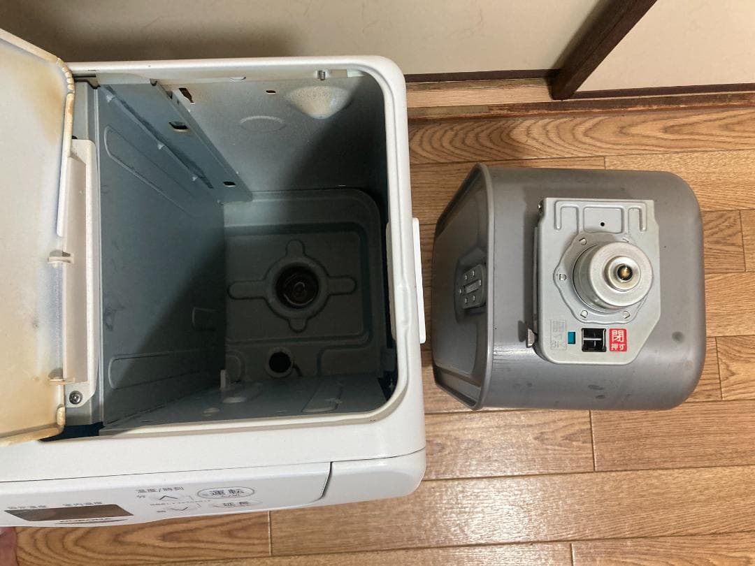 ★美品★7.2L■2022年製 コロナ石油 ファンヒーターFH-GC3622BY