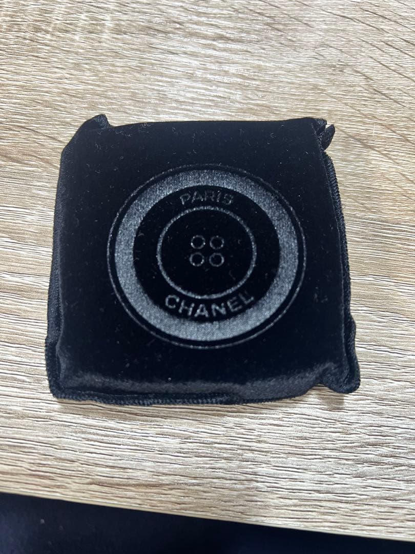 【24時間以内発送⏰】 【フォロー割500円】レキャトル オンブルブトン 209