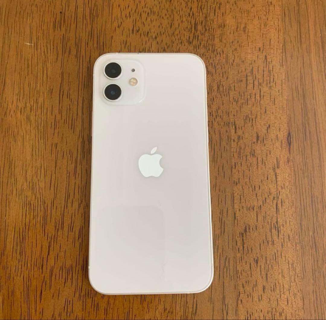 Apple iPhone 12 ホワイト 本体 - メルカリ