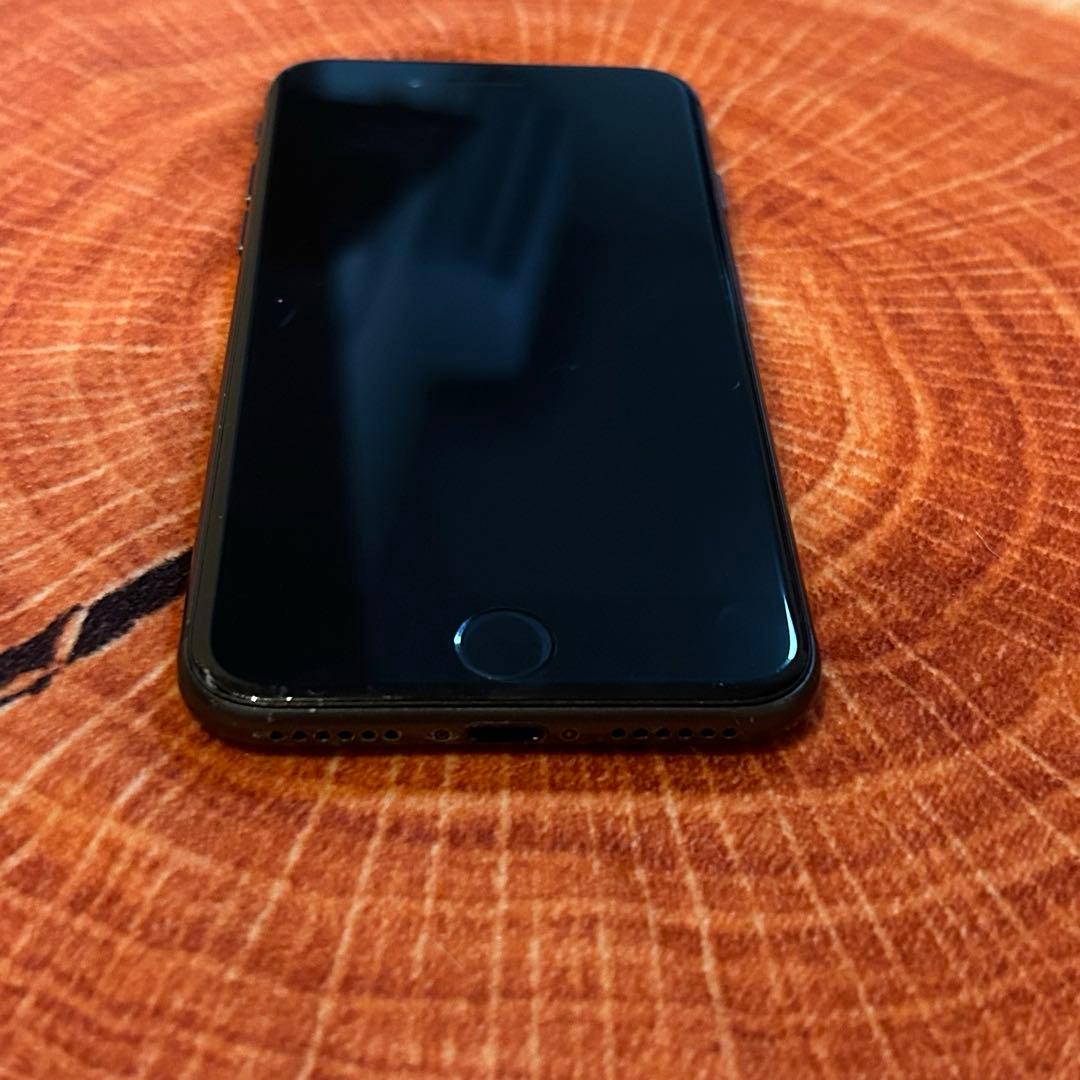 【動作品】iphone8 64G sim動作品