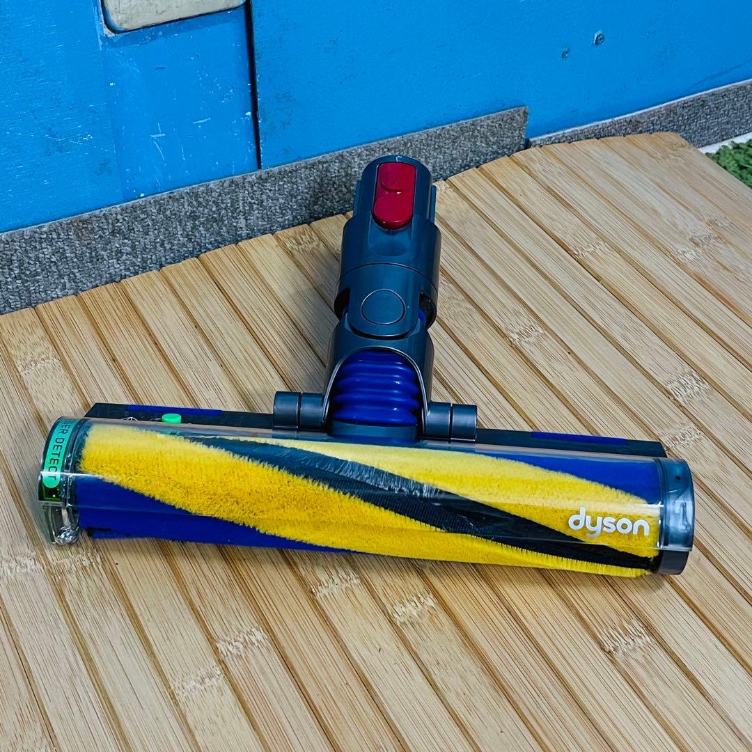 美品ダイソン Fluffy Optic クリーナーヘッド 486047 価格.com - [PR企画]ダイソンのLED「Fluffy Opticクリーナーヘッド」の魅力